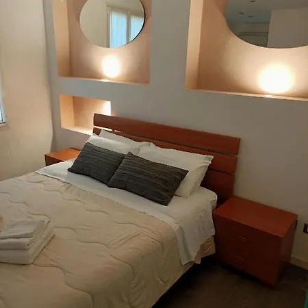 Apartment House Pratello 3 *