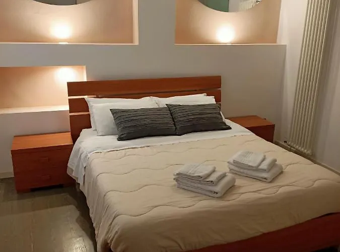 House Pratello 3 Апартаменты